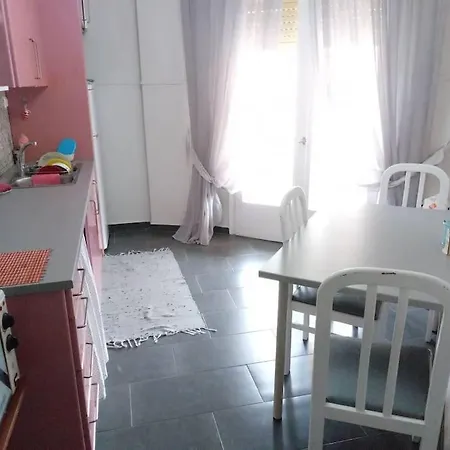 Apartment σερρών κέντρο: στην κωνσταντίνου σταμούλη